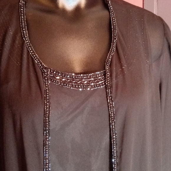 J Laxmi , 2 Piece - Picture 2 of 5